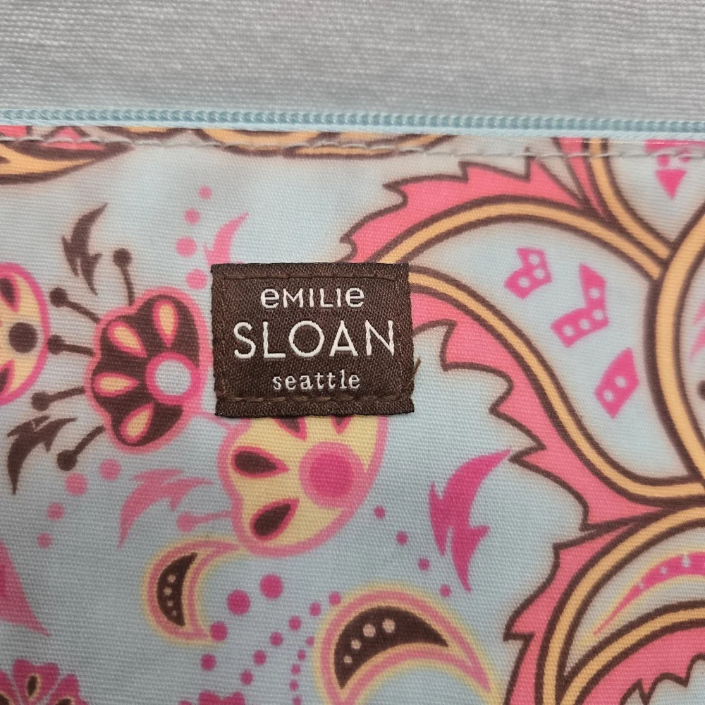 Emilie Sloan Seattle Pink/Blue Print Wristlet